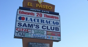 Pole Sign  El Paseo