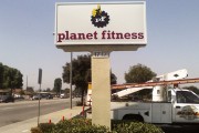 Planet Fitness Pole sign